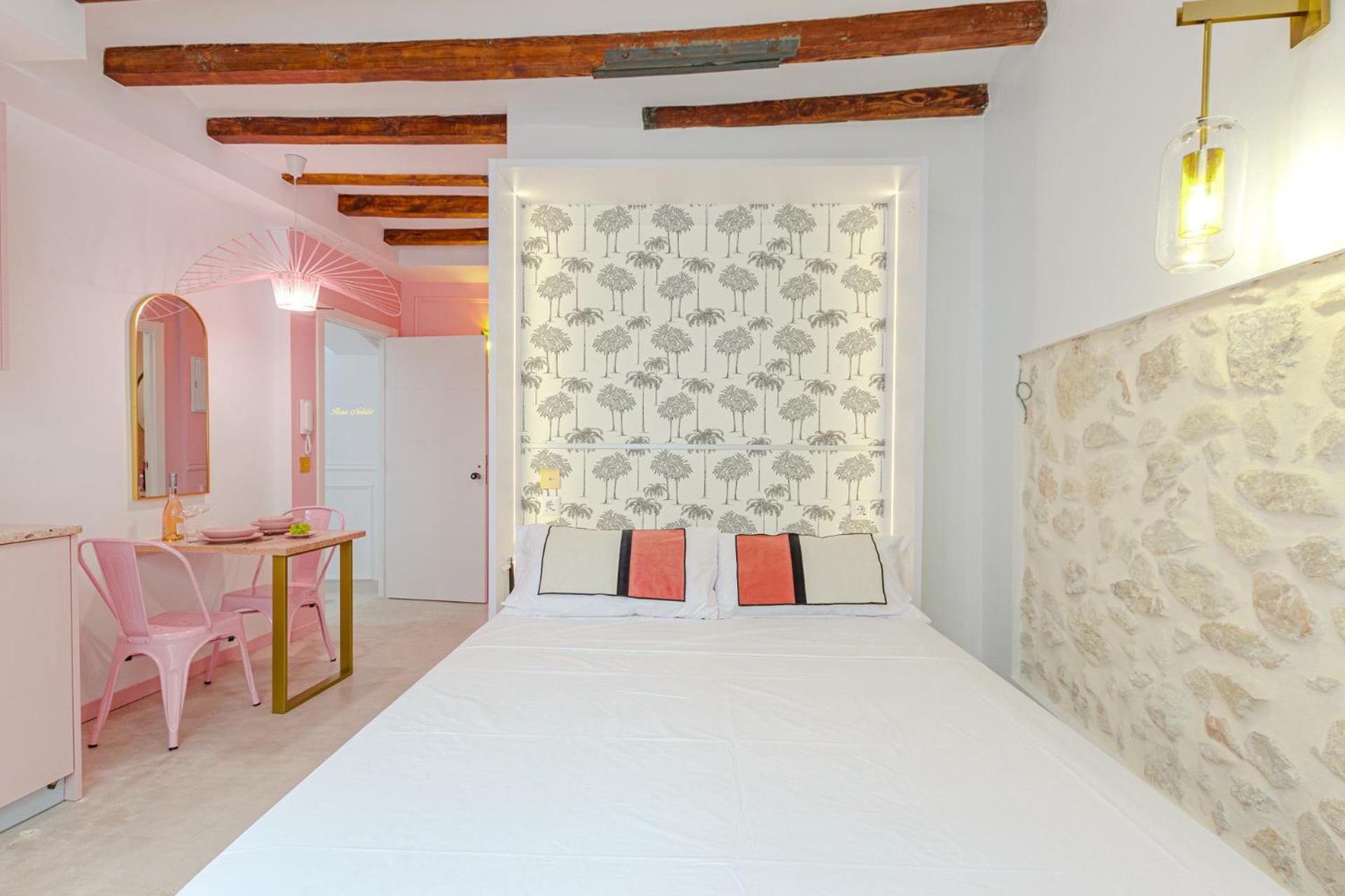 Glamorous Pink Studio In City Center Apartment Alicante Exterior photo